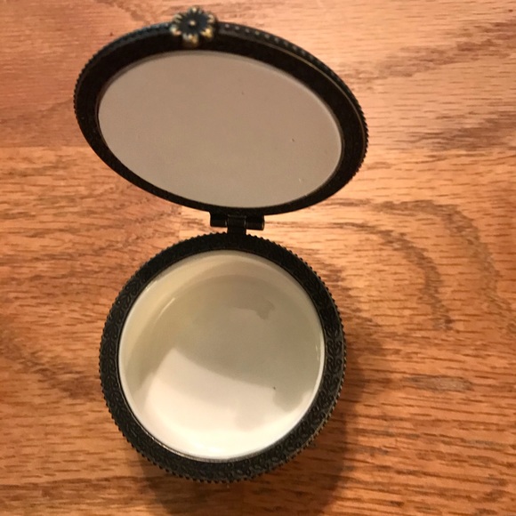 NWT Adorable Nicole Lee Betty Jewelry/Trinket Box - Picture 13 of 14